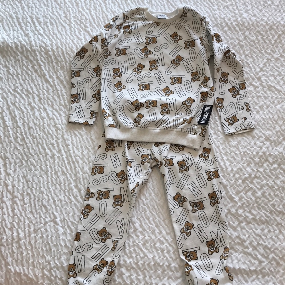 Moschino  set
